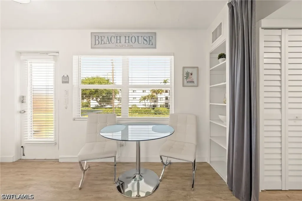 277 8th Avenue S Naples FL 34102