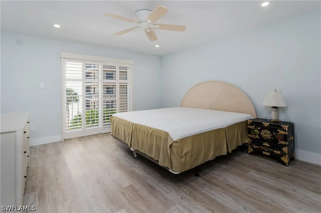 3450 Gulf Shore Boulevard N Naples FL 34103