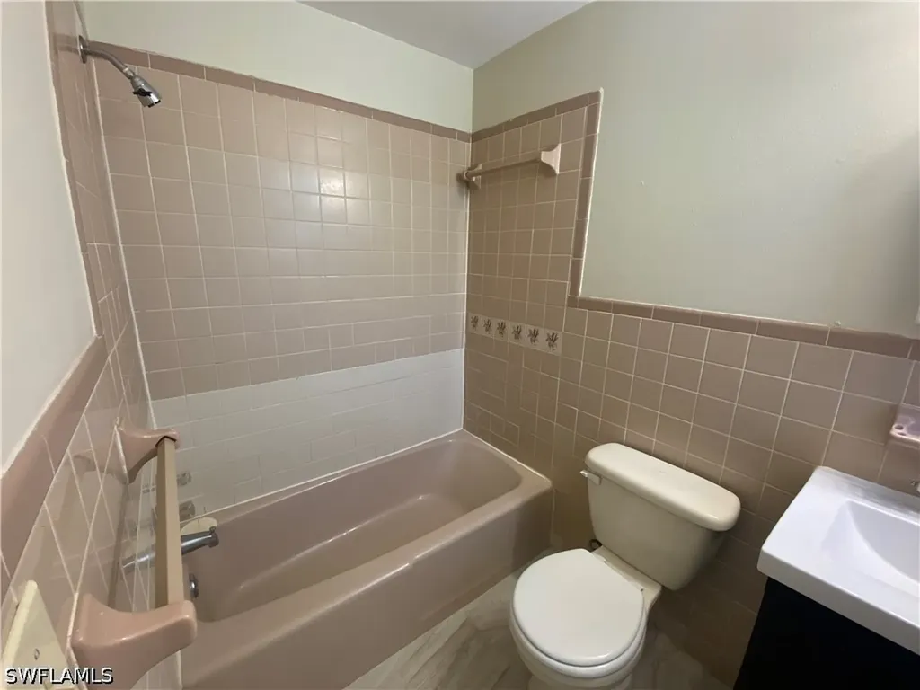 27671 Okeana Street Bonita Springs FL 34134