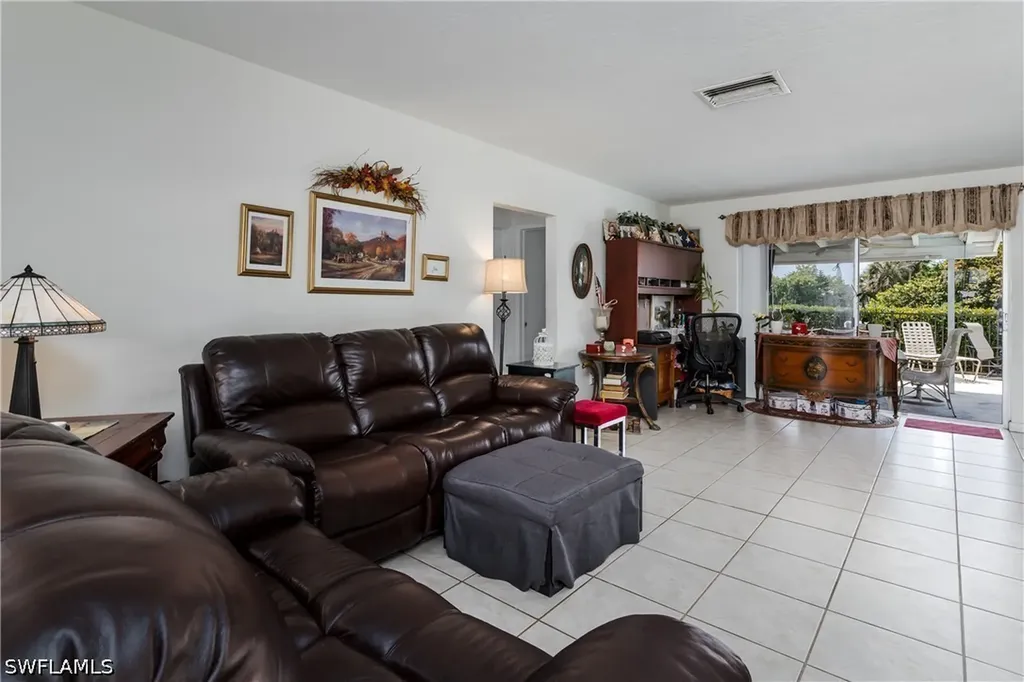 756 Apple Court Marco Island FL 34145
