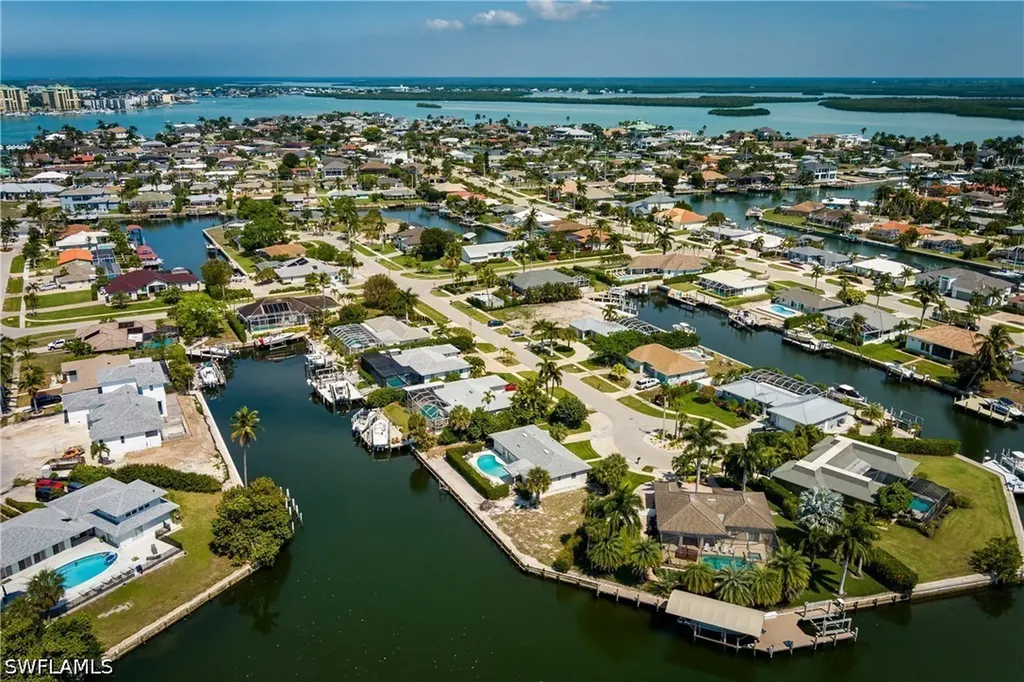 756 Apple Court Marco Island FL 34145
