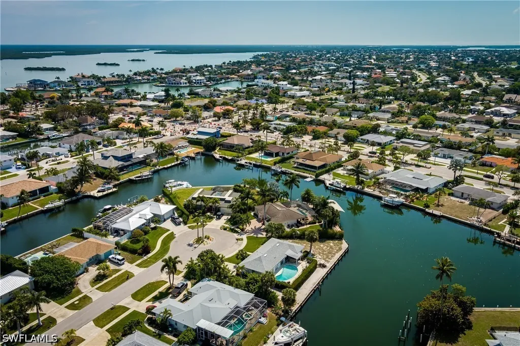 756 Apple Court Marco Island FL 34145