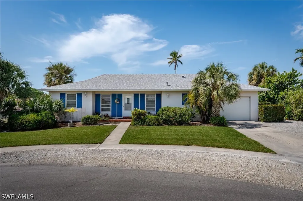 756 Apple Court Marco Island FL 34145
