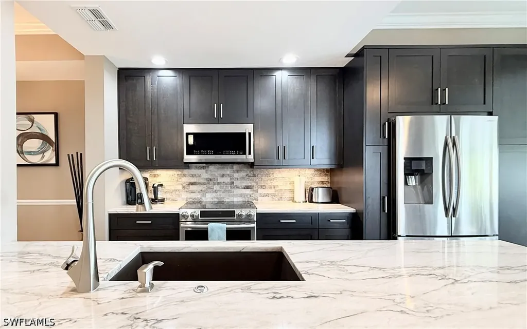 8555 Naples Heritage Drive Naples FL 34112