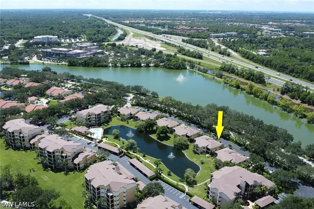184 Vintage Circle Naples FL 34119