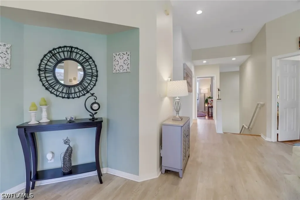184 Vintage Circle Naples FL 34119