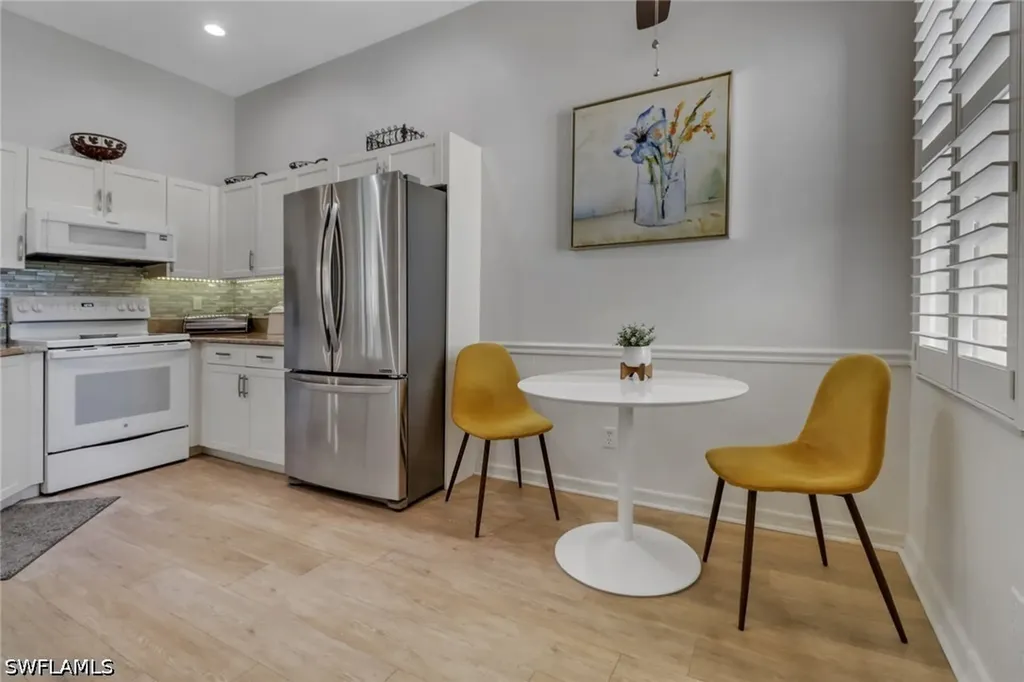 184 Vintage Circle Naples FL 34119