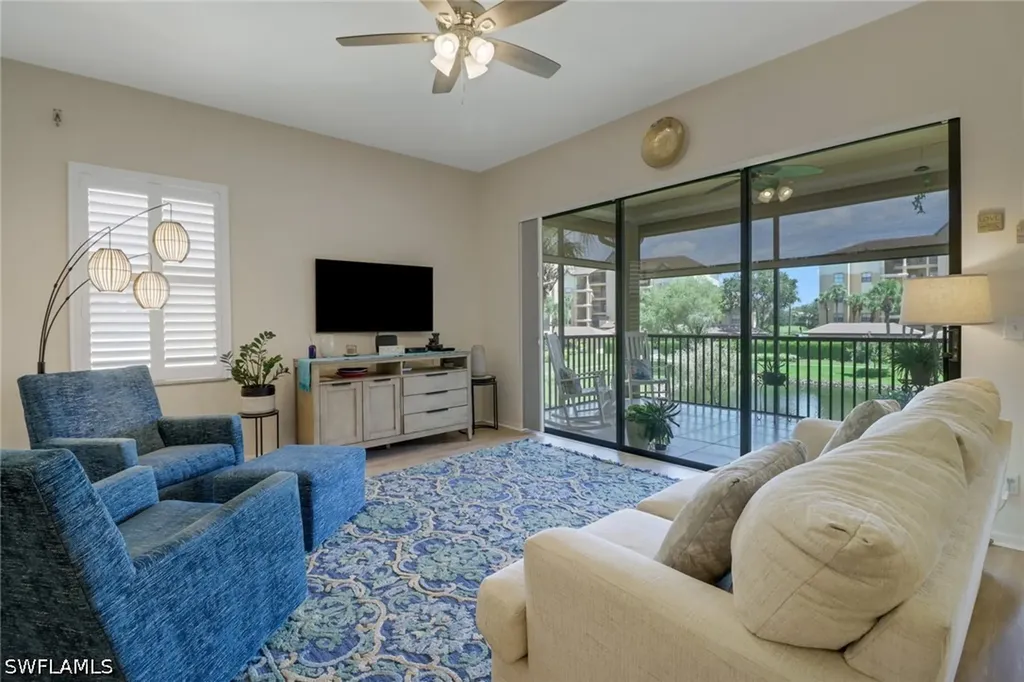 184 Vintage Circle Naples FL 34119