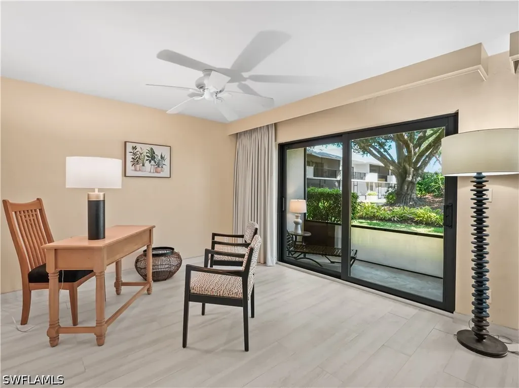 600 Neapolitan Way Naples FL 34103