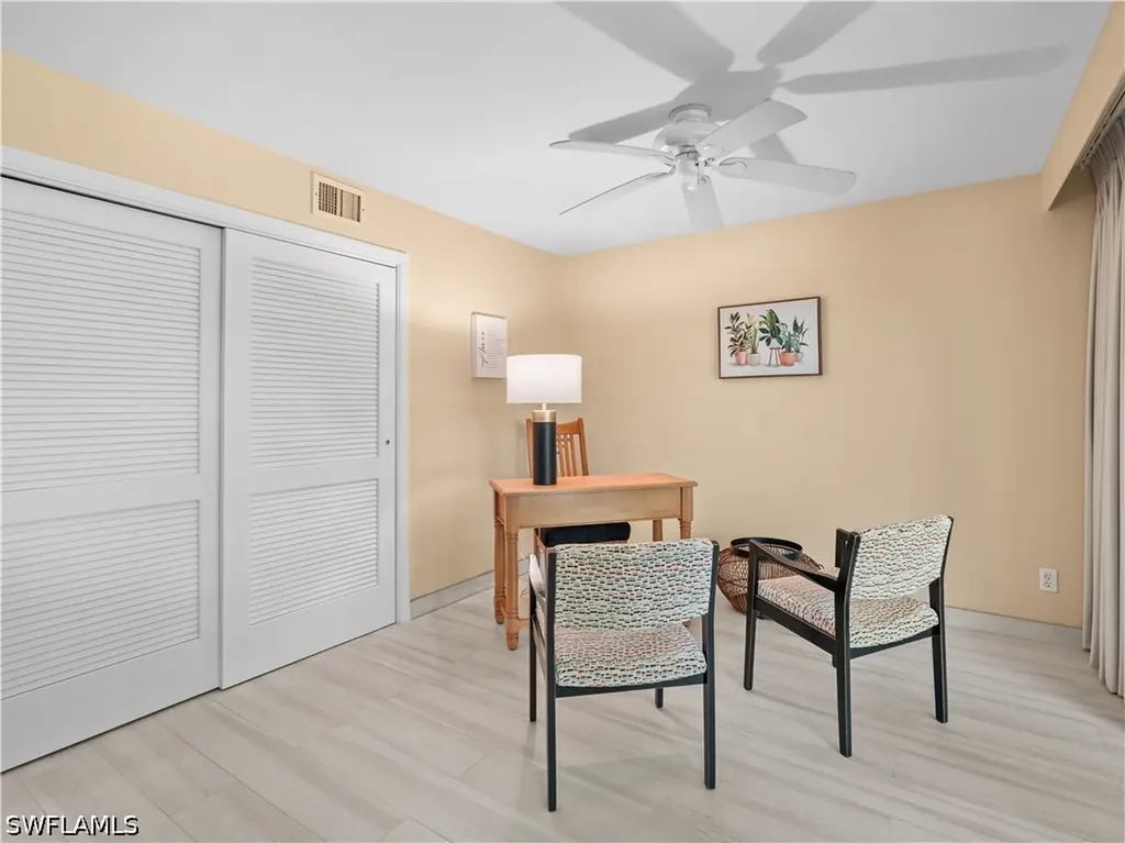 600 Neapolitan Way Naples FL 34103
