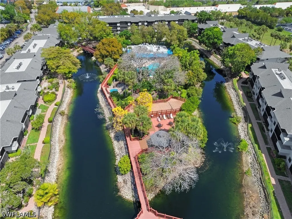 600 Neapolitan Way Naples FL 34103