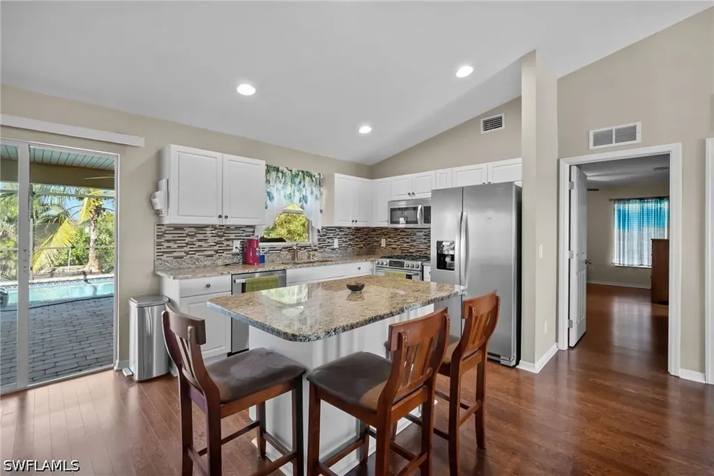 2905 NW 13th Street Cape Coral FL 33993