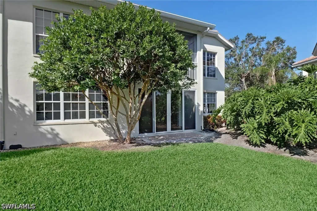 1301 Egrets Landing Naples FL 34108
