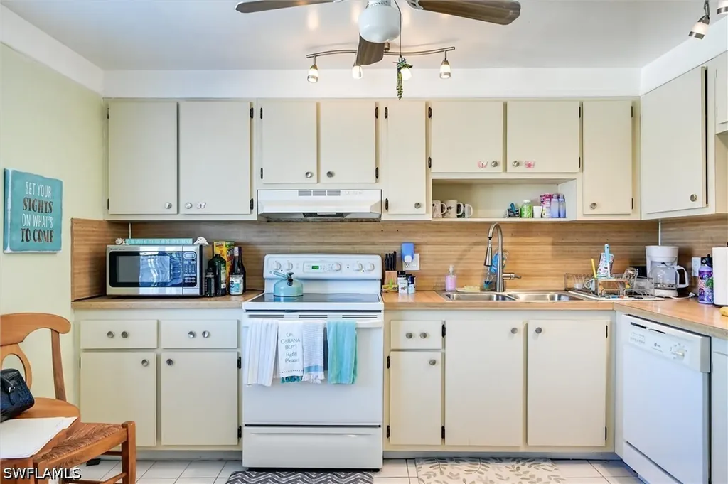 163 Palm Drive Naples FL 34112