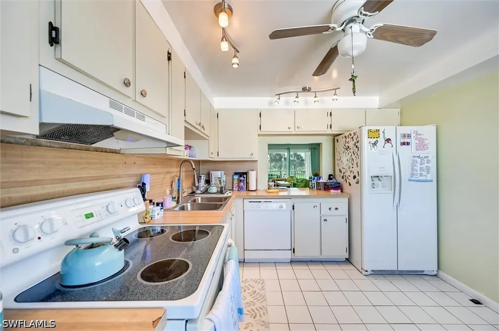 163 Palm Drive Naples FL 34112