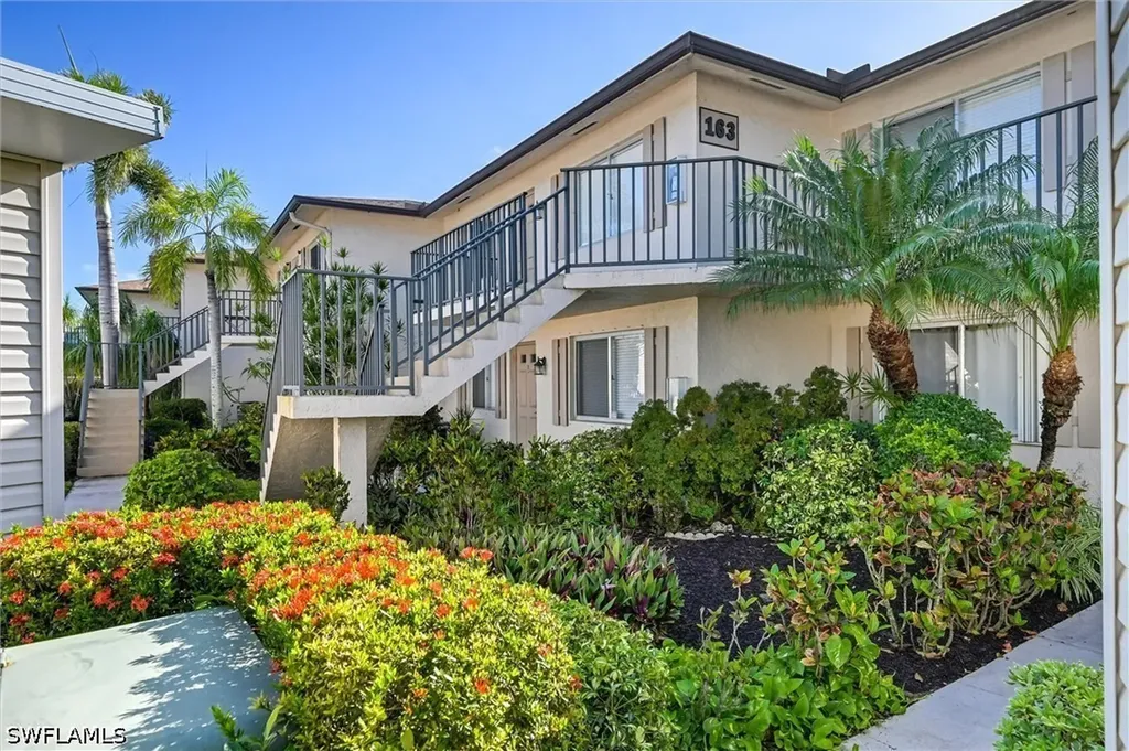 163 Palm Drive Naples FL 34112