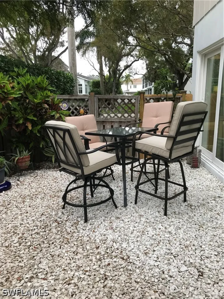 302 2nd Street S Naples FL 34102