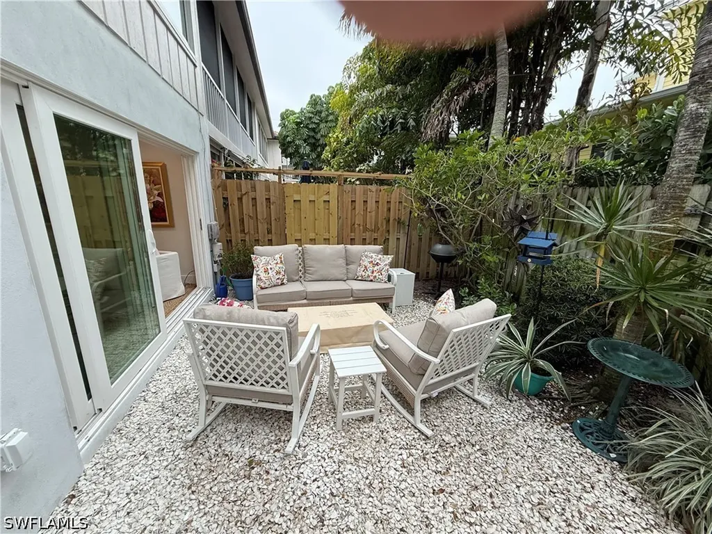 302 2nd Street S Naples FL 34102