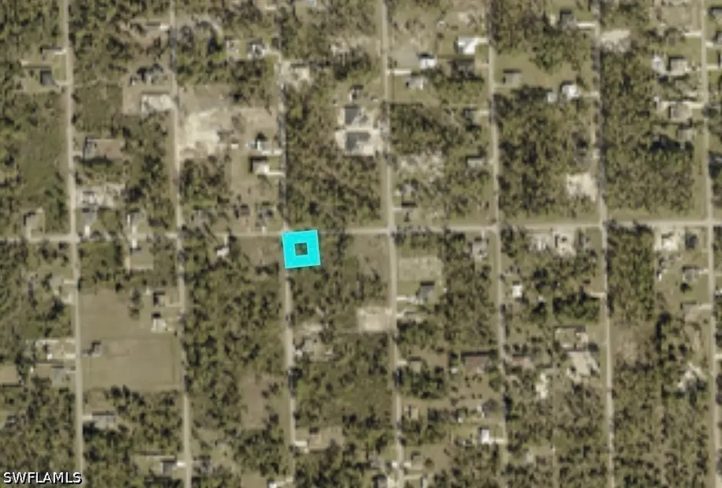 900 E 11th Street Lehigh Acres FL 33972