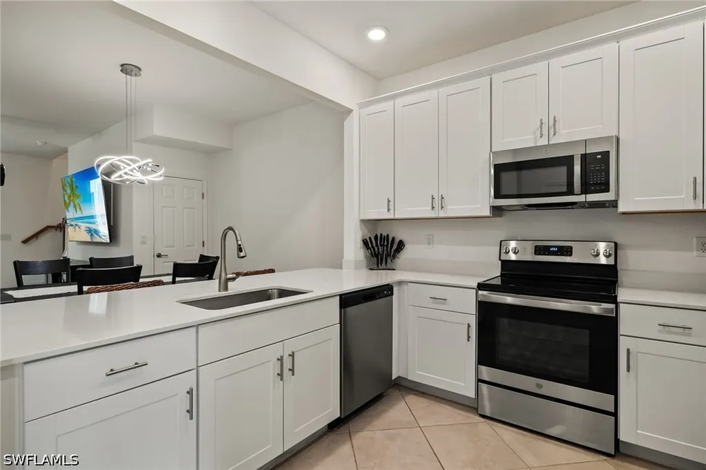 2934 Citrus Street Naples FL 34120