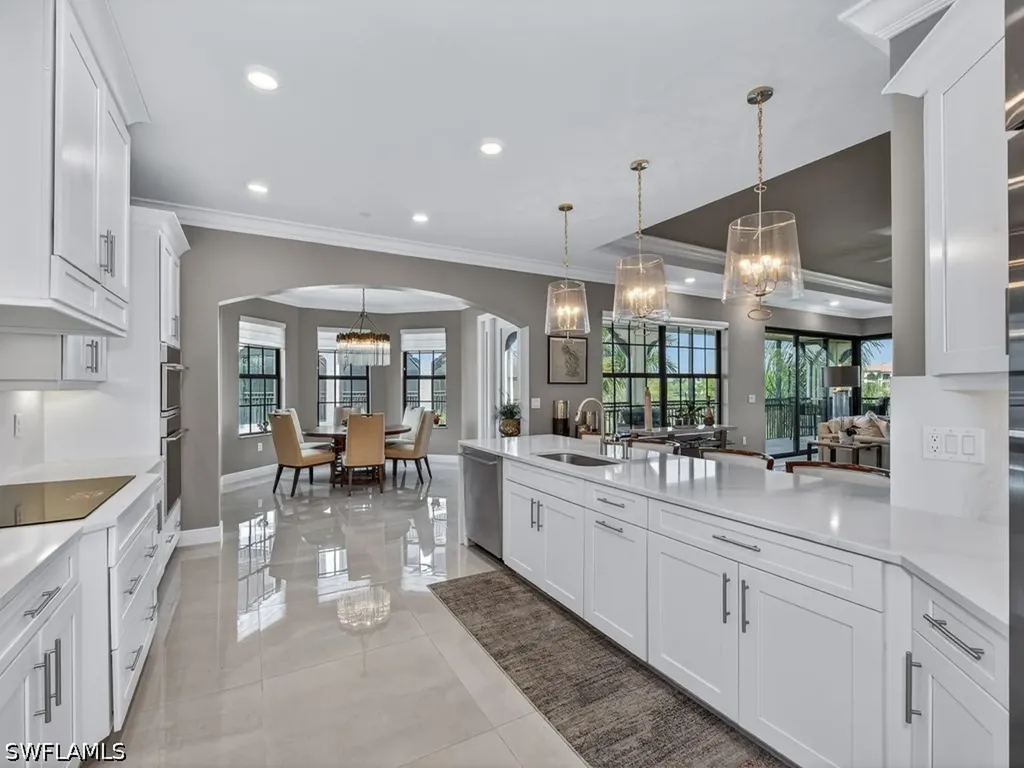 16371 Viansa Way Naples FL 34110