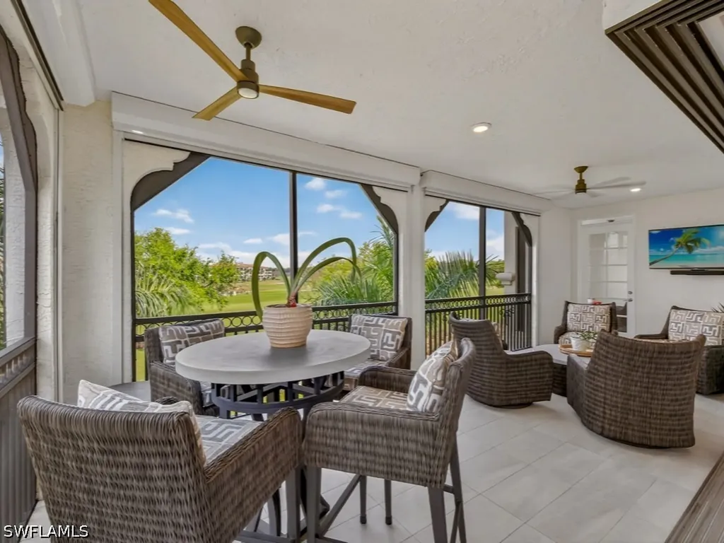 16371 Viansa Way Naples FL 34110