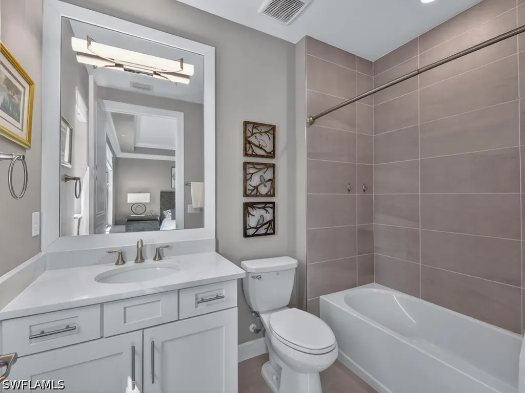 16371 Viansa Way Naples FL 34110