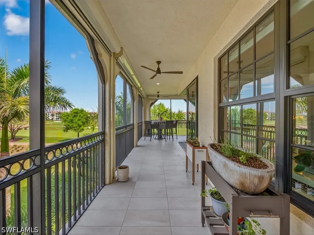 16371 Viansa Way Naples FL 34110