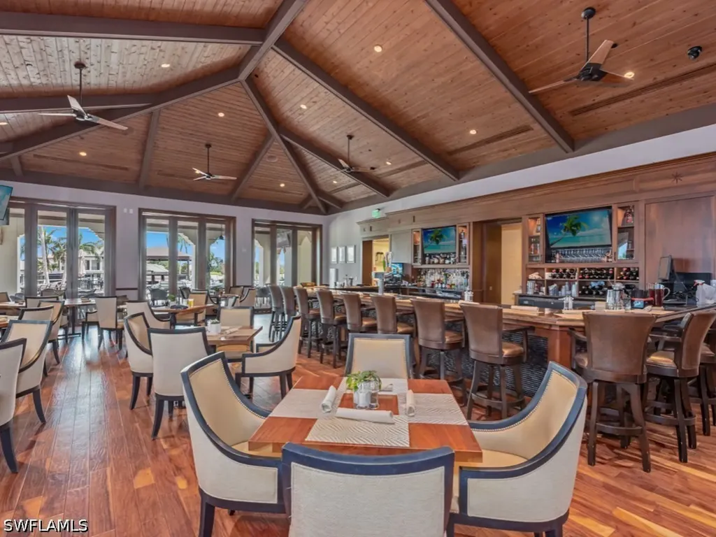 16371 Viansa Way Naples FL 34110
