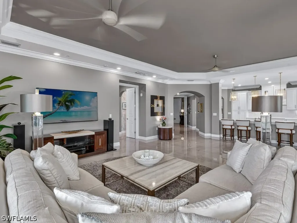 16371 Viansa Way Naples FL 34110