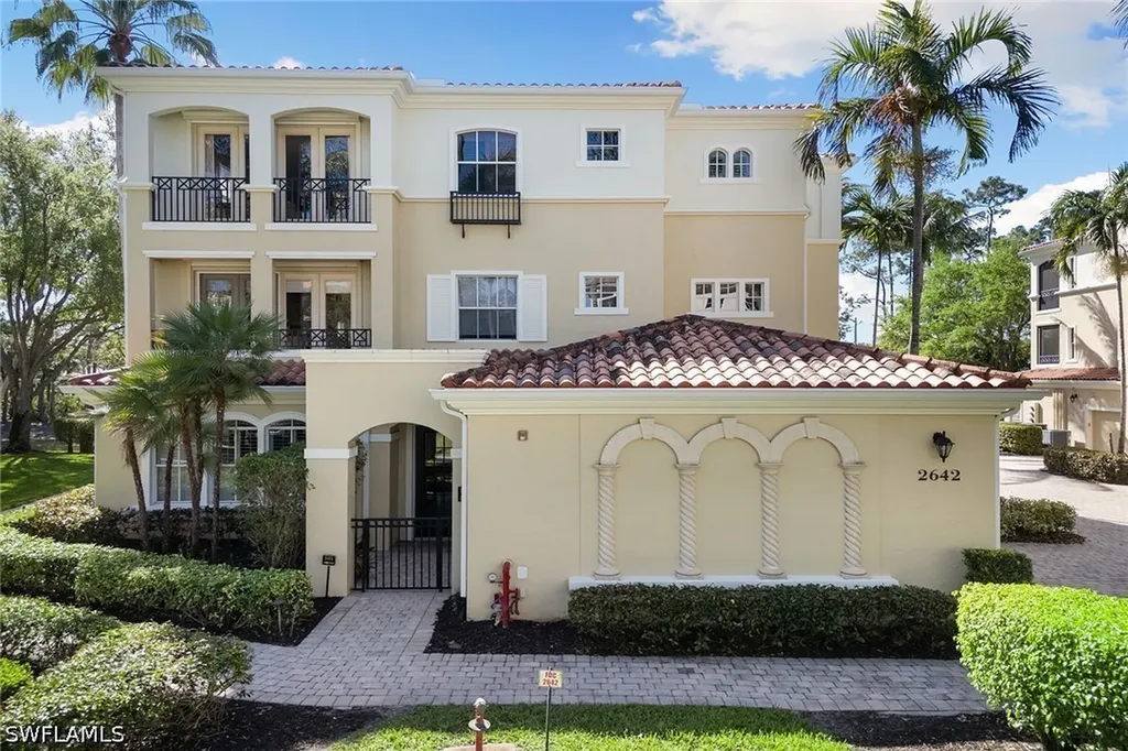 2642 Bolero Drive Naples FL 34109