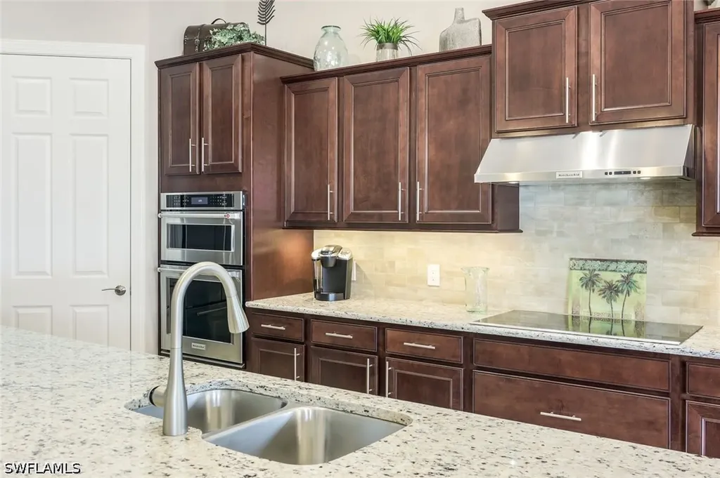 14441 Pine Hollow Drive Estero FL 33928