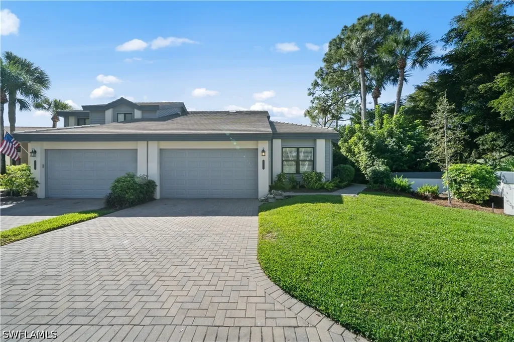 27181 Kindlewood Lane Bonita Springs FL 34134