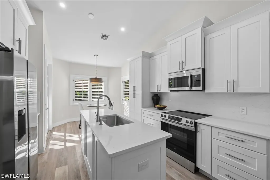 27181 Kindlewood Lane Bonita Springs FL 34134