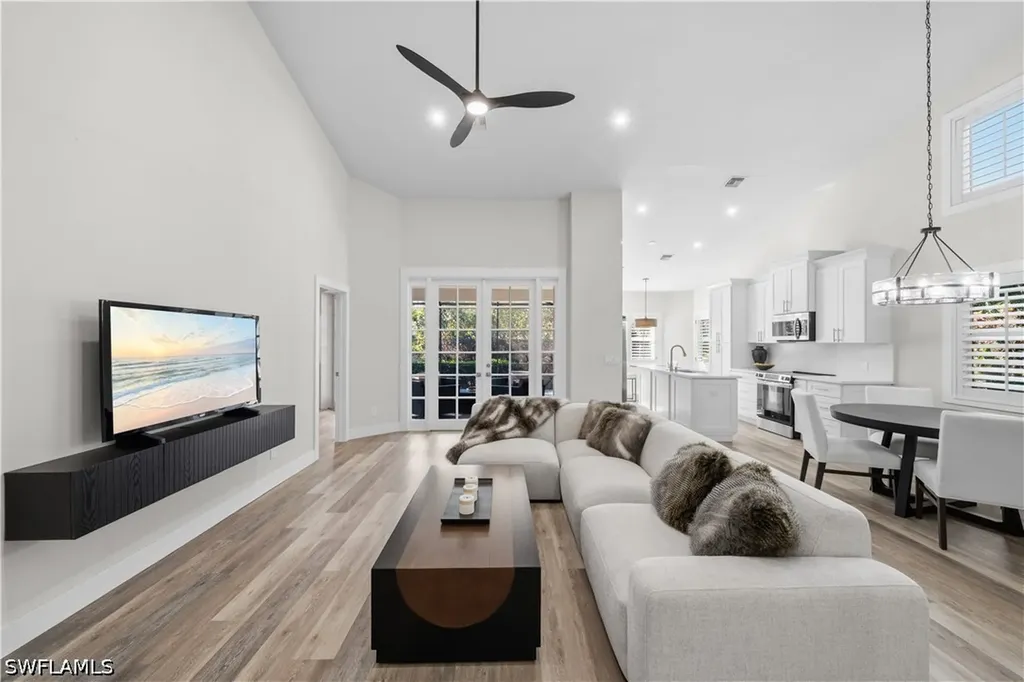 27181 Kindlewood Lane Bonita Springs FL 34134