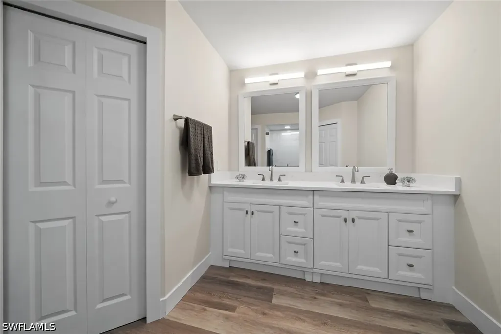 27181 Kindlewood Lane Bonita Springs FL 34134