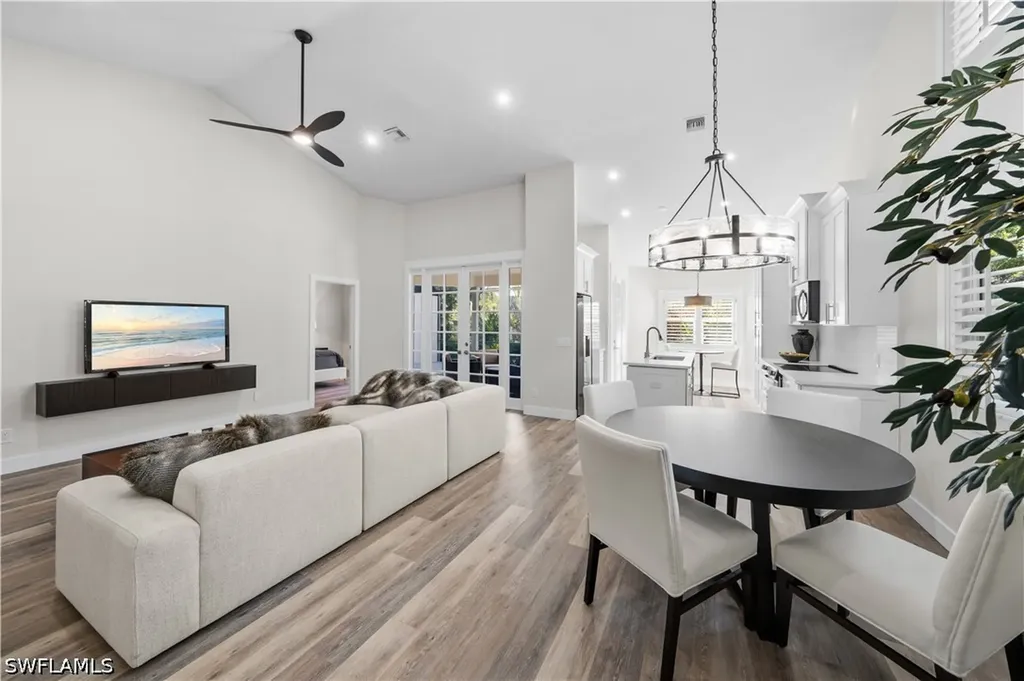 27181 Kindlewood Lane Bonita Springs FL 34134