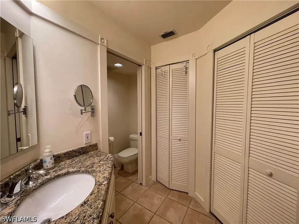 254 6th Avenue S Naples FL 34102-6531