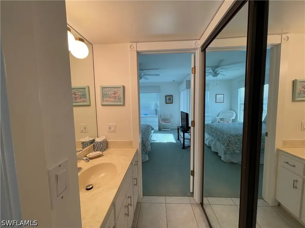 254 6th Avenue S Naples FL 34102-6531