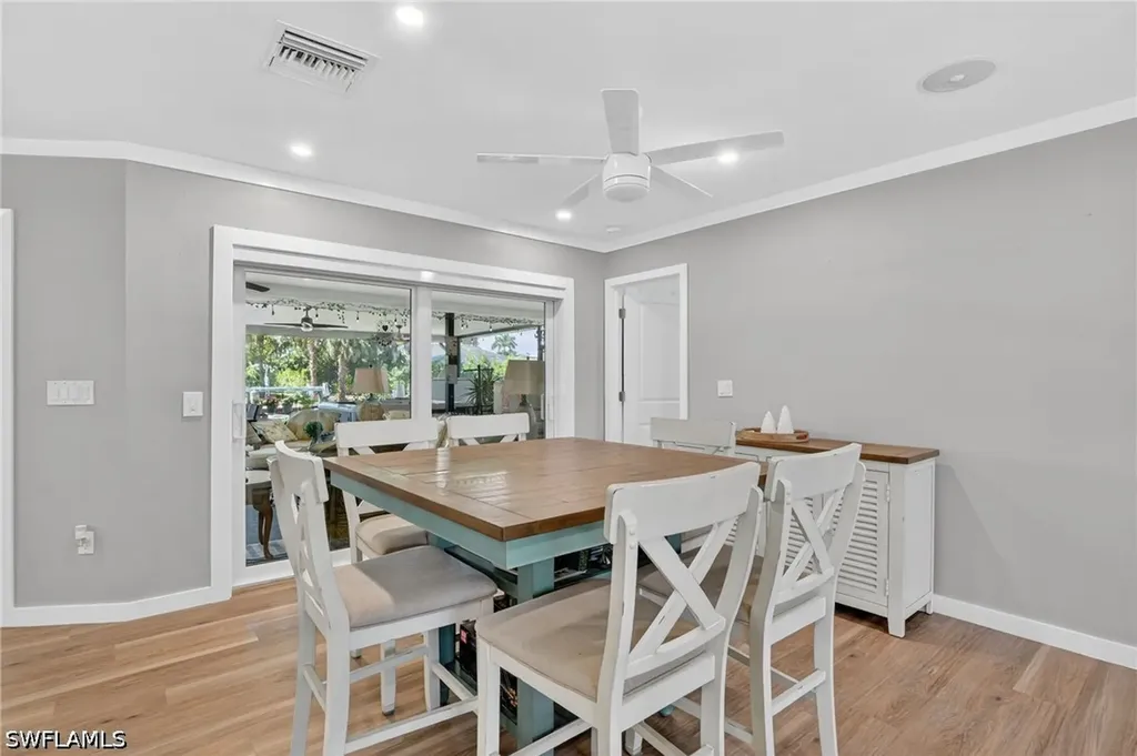 2424 Longboat Drive Naples FL 34104