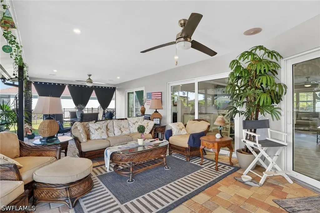 2424 Longboat Drive Naples FL 34104