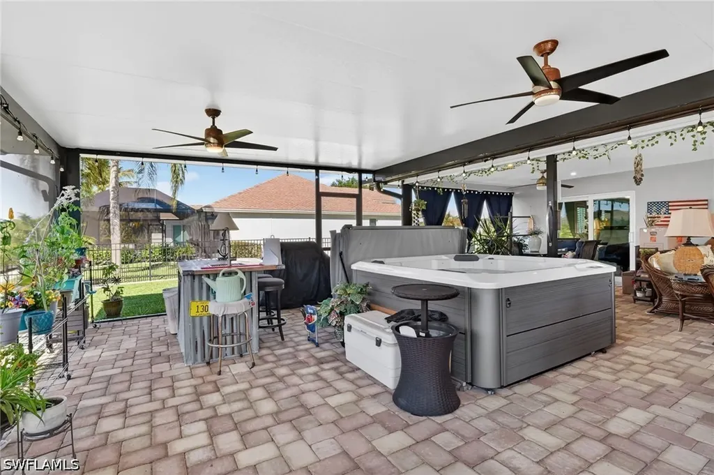 2424 Longboat Drive Naples FL 34104