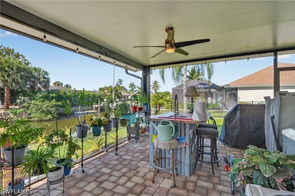 2424 Longboat Drive Naples FL 34104