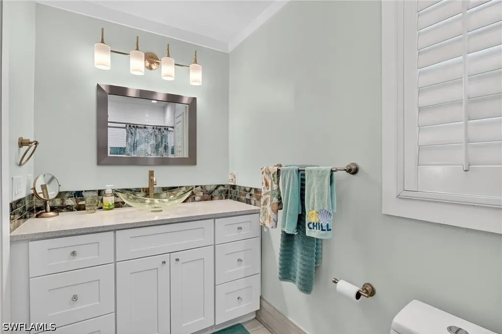 2424 Longboat Drive Naples FL 34104
