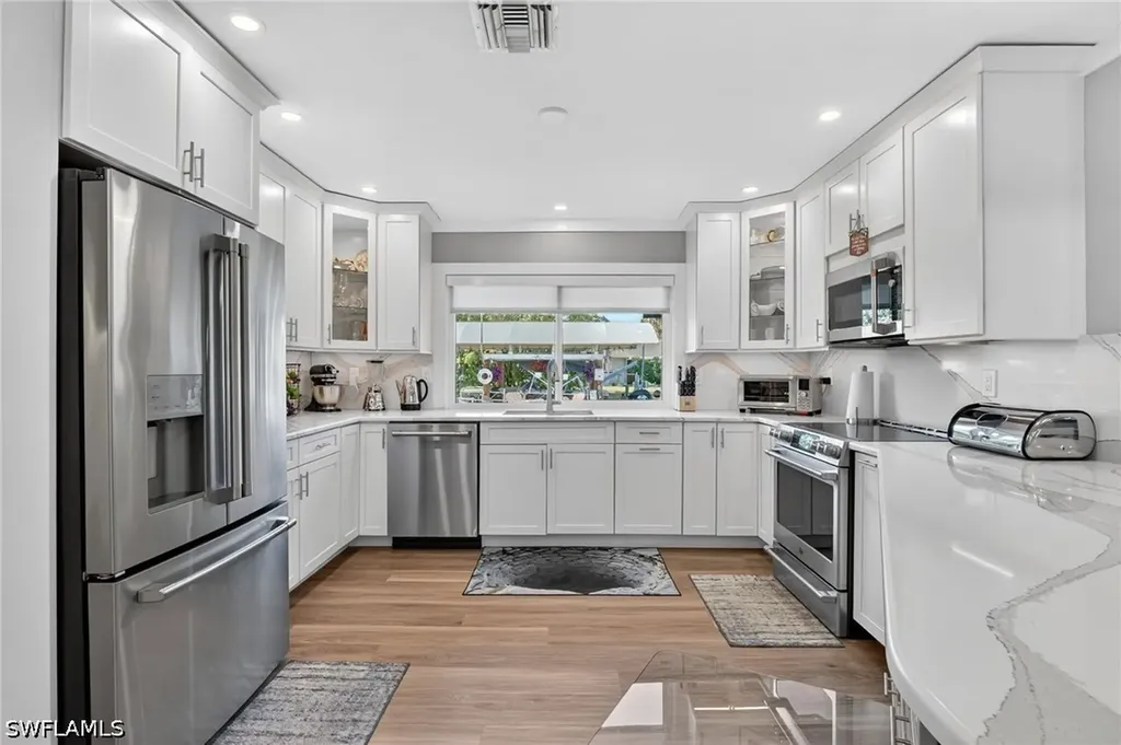 2424 Longboat Drive Naples FL 34104
