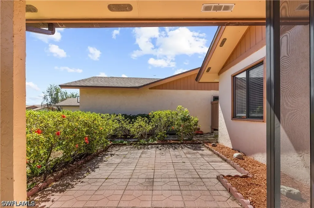 6487 Royal Woods Drive Fort Myers FL 33908