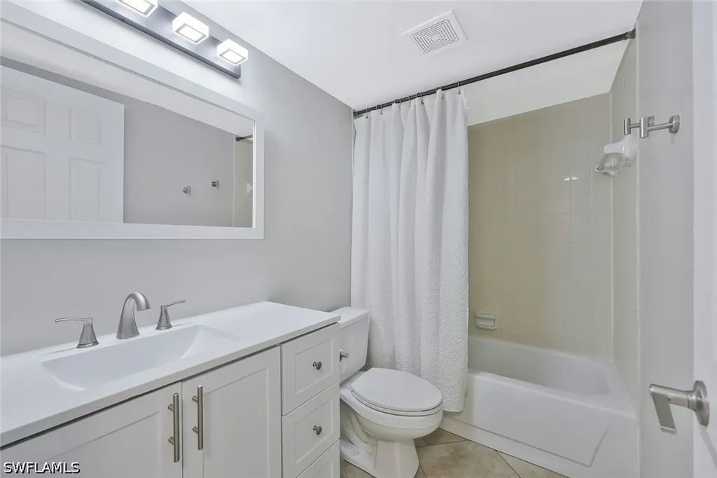 1211 Rosemary Court Naples FL 34103