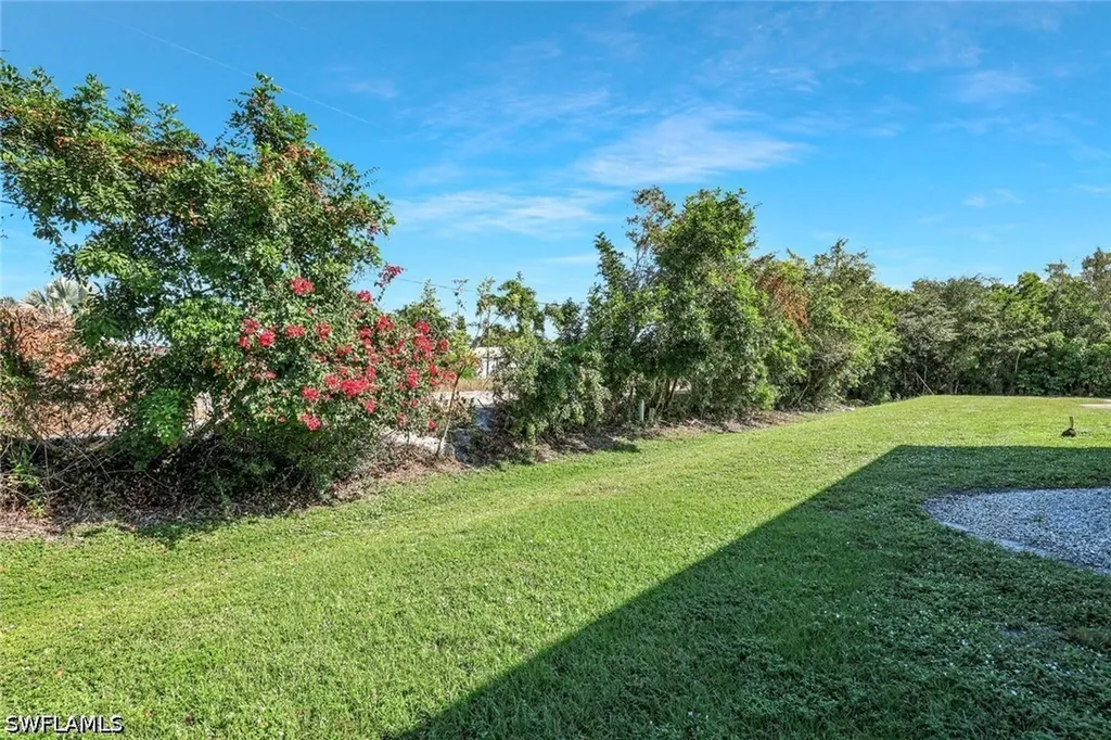 1211 Rosemary Court Naples FL 34103