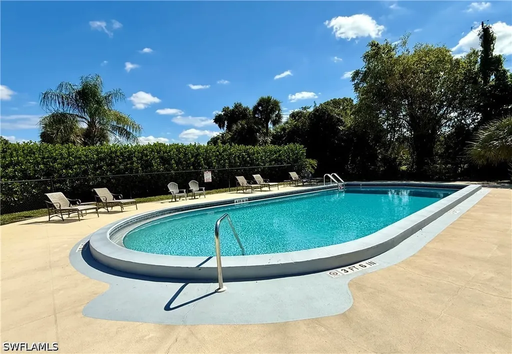 1211 Rosemary Court Naples FL 34103