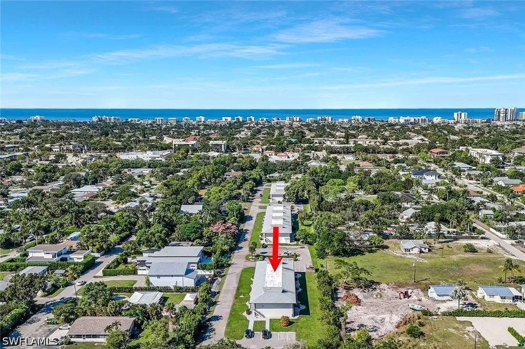 1211 Rosemary Court Naples FL 34103